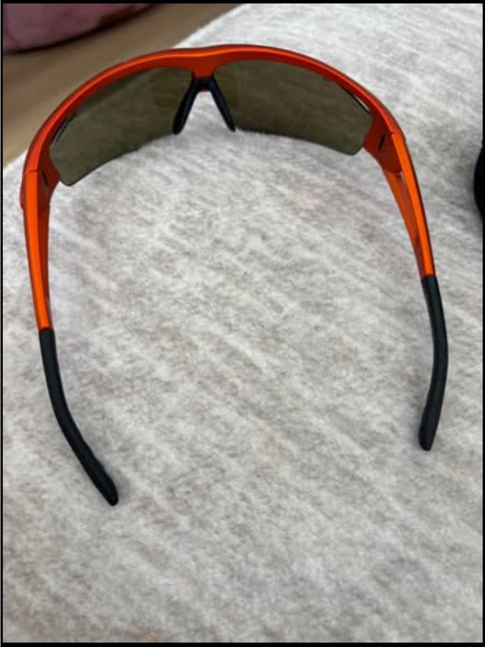 Sunglasses Tifosi Rail Race in the Satin Vapor Orange  with extra lenses in case - Picture 4 of 4